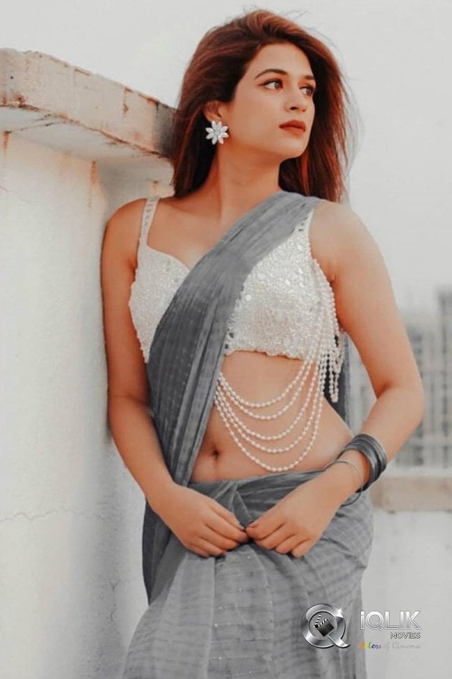 Shraddha-Das